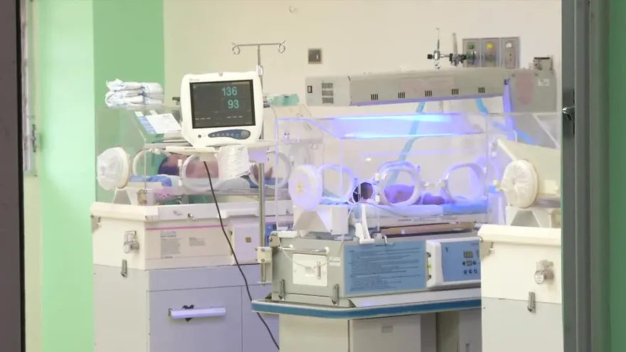 ¿Por qué ha aumentado el número de menores que mueren antes de cumplir el año?