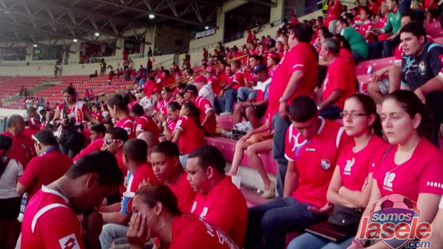 Los fanáticos no pierden tiempo y están ocupando sus puestos