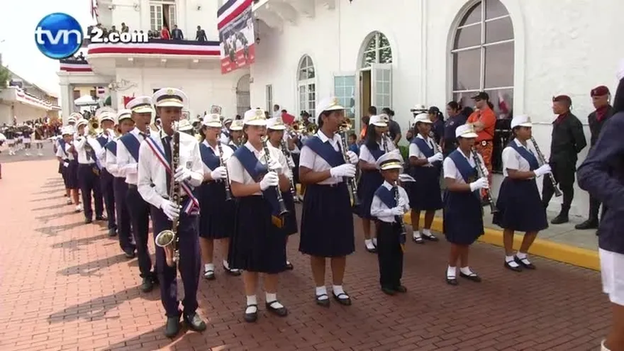 Comienzan desfiles del 3 de noviembre en Panamá