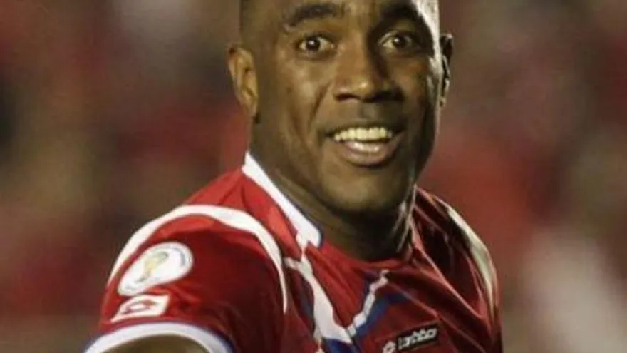 Dieciséis legionarios contra El Salvador y Canadá