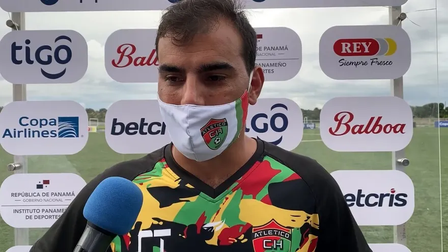 Patricio Sampó, el técnico del Atlético Chiriquí, evalúa el empate ante Universitario