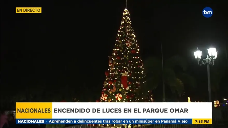 Encendido de luces en el Parque Omar