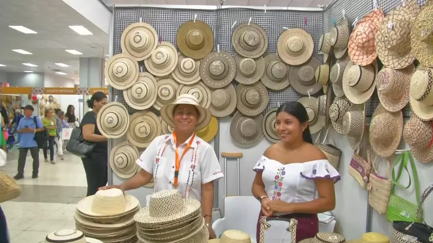 Hoy es el último día de la Ferina Nacional de Artesanía que se realiza en Atlapa.