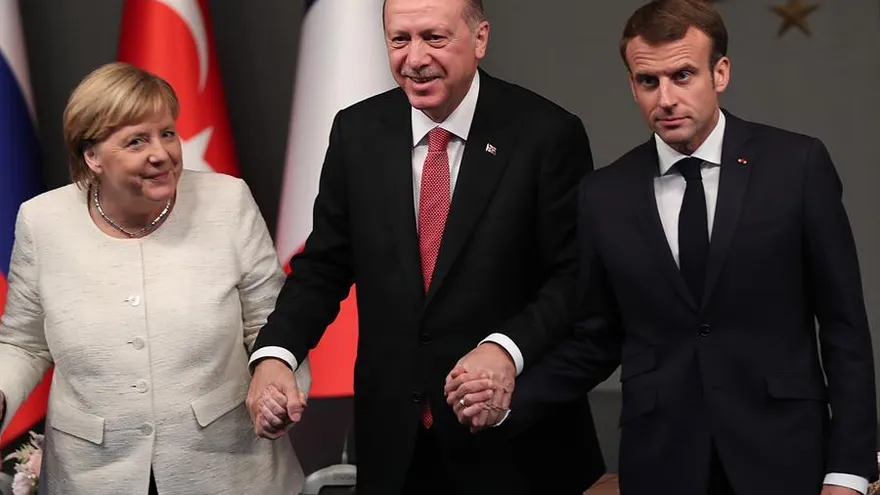 Merkel, Macron y Erdogan analizarán la crisis migratoria el día 17 en Turquía