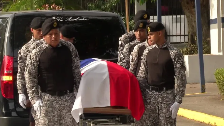 Despiden a policía que murió en cumplimiento del deber
