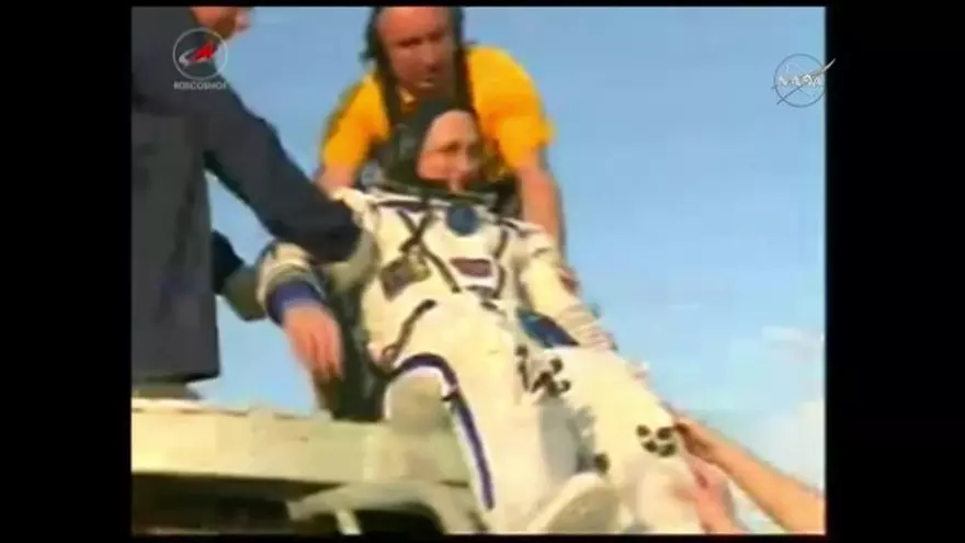 Tres cosmonautas de la ISS regresan a la Tierra