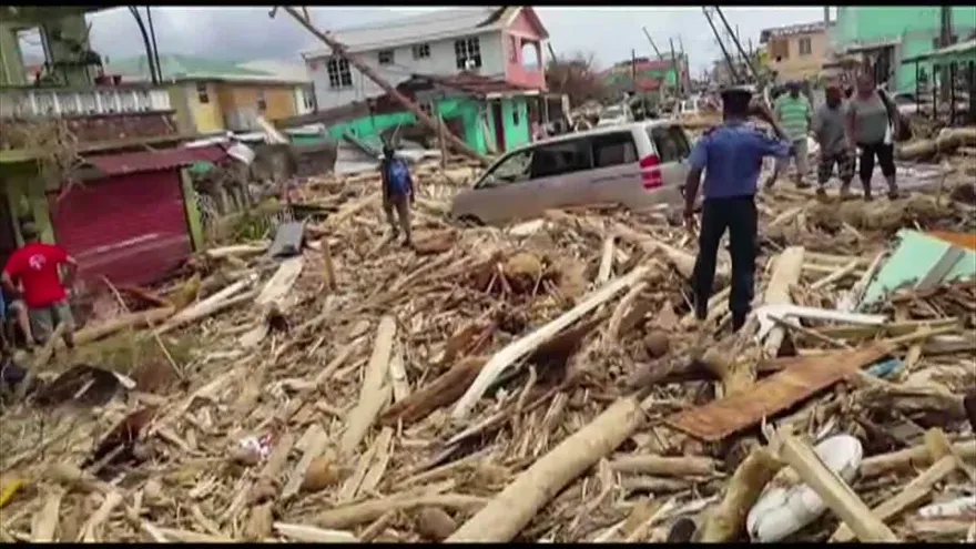 María deja extensa devastación y un muerto en Puerto Rico