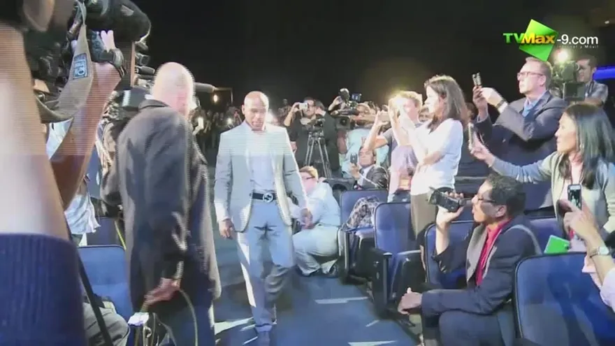 Mayweather Jr. establece récord de ingresos como deportista