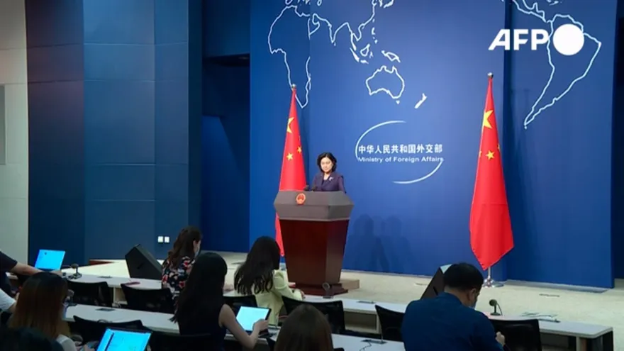 China dice que EEUU "estafó" al Reino Unido en la cuestión de Huawei