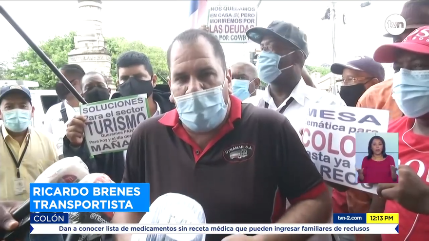 Transportistas en Colón protestan con caravana