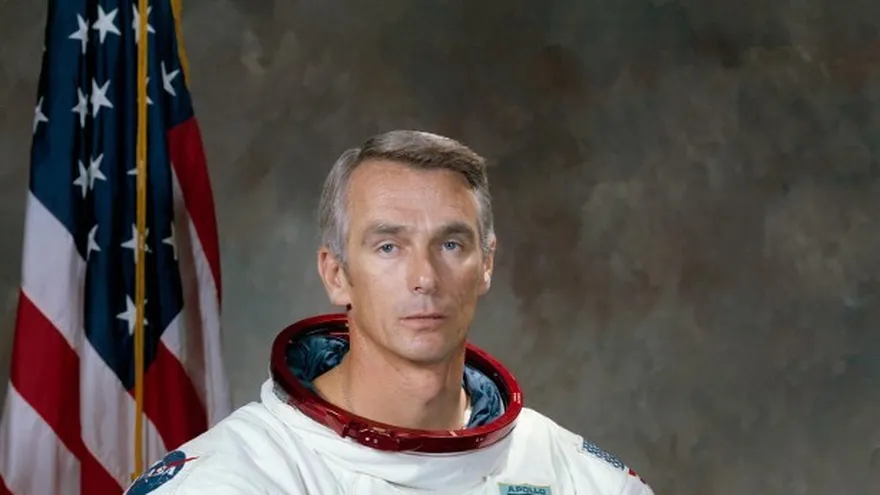 Gene Cernan, el último hombre que pisó la Luna, muere a los 82 años.