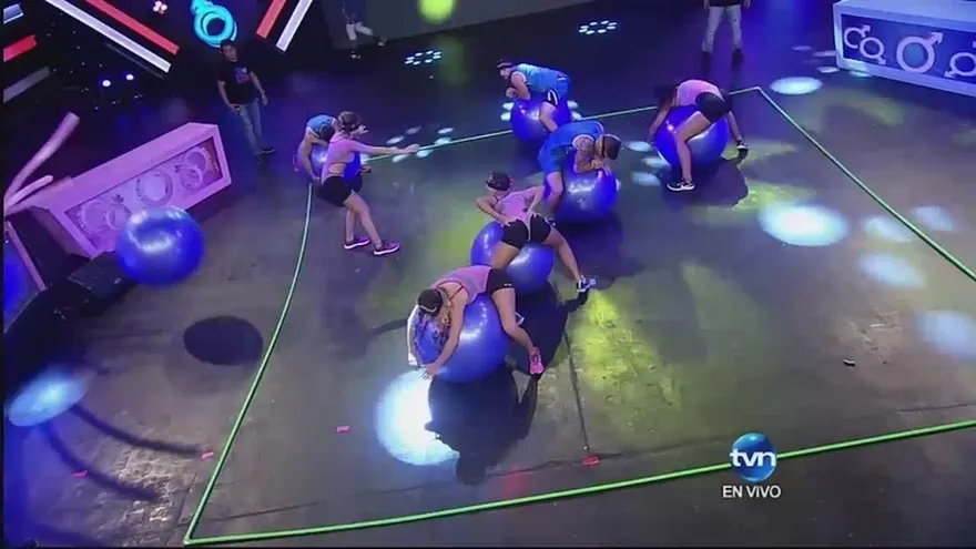¡Las Curvas y los Machos debían luchar por quedar Arriba de las Pelotas!