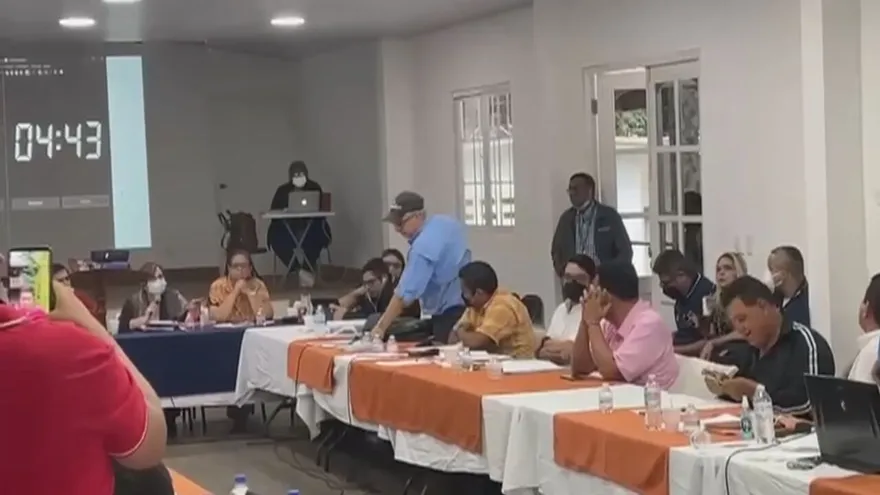 Director del IMA se levanta de la mesa de diálogo