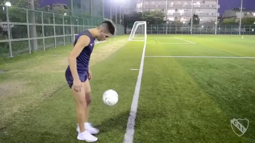 Leandro Fernandez nos regaló esta joyita en el C.A. Independiente