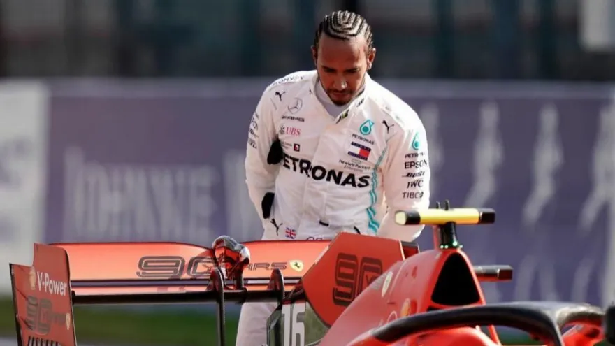 Hamilton: "Parece que estamos cerca de Ferrari"
