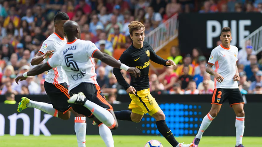 Antoine Griezmann durante el partido entre el Atlético de Madrid y el Valencia