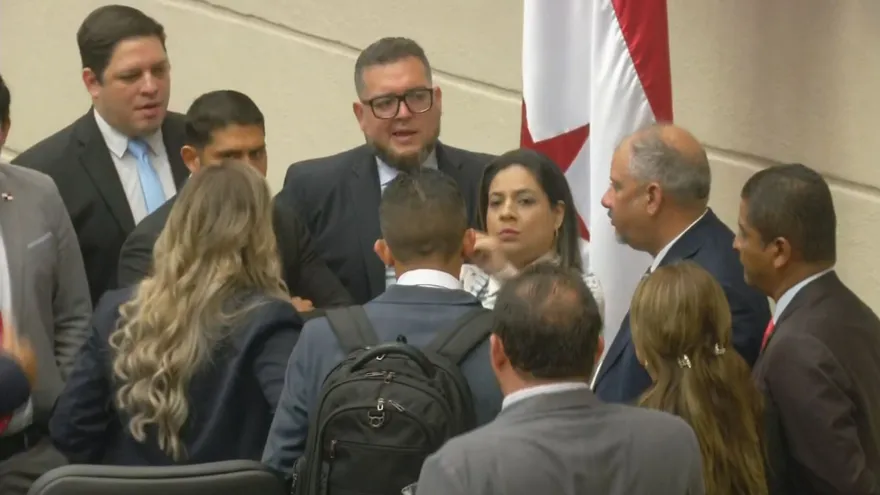 Pleno inicia segundo debate del proyecto que reconfigura los circuitos electorales