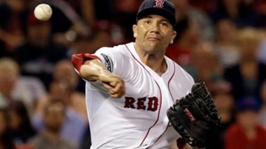 Aceves regresa el martes con los Medias Rojas