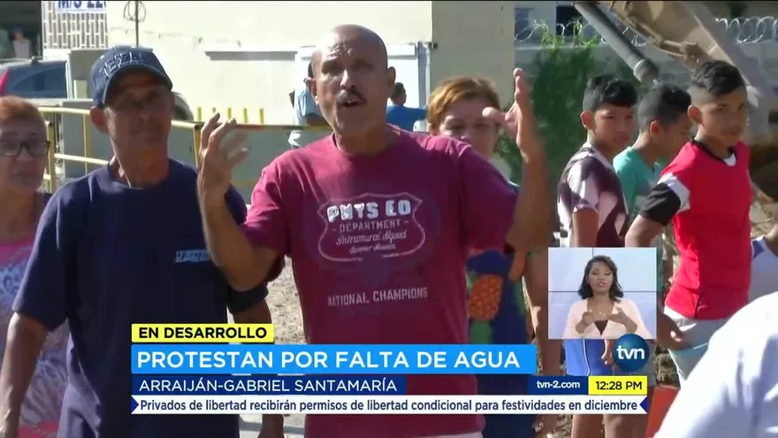 Moradores de Bique protestan por falta de agua