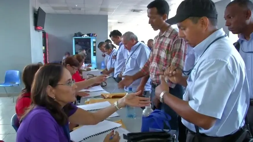 Mitradel cancelará monto que se le adeuda a trabajadores de MiBus