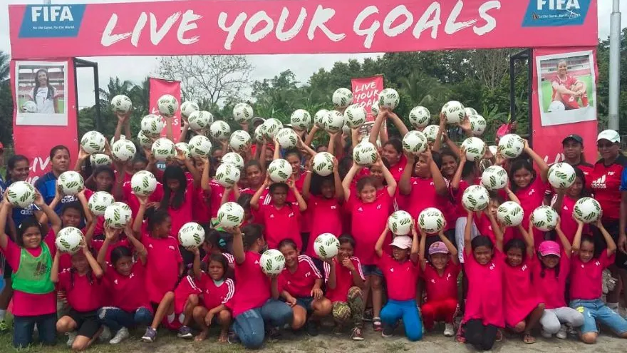 La alegría del fútbol se apodera de las niñas darienitas