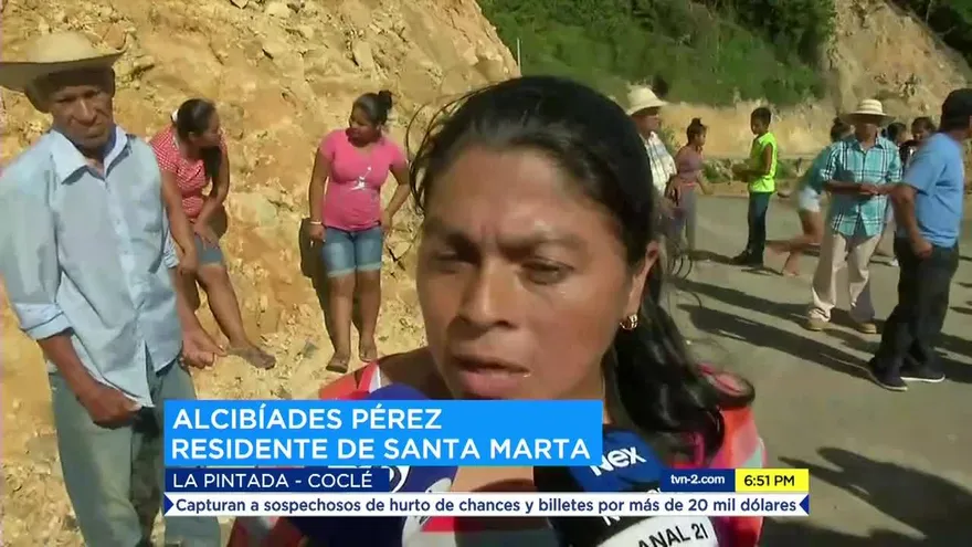Moradores de Santa Marta en Coclé protestan
