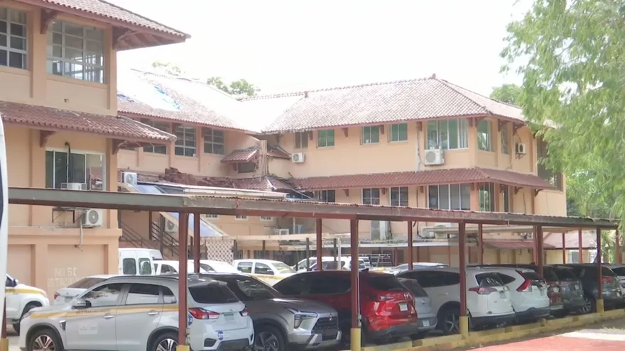 Ministerio de Educación refuerza protocolos se seguridad tras agresión contra funcionaria en sede de Panamá Centro