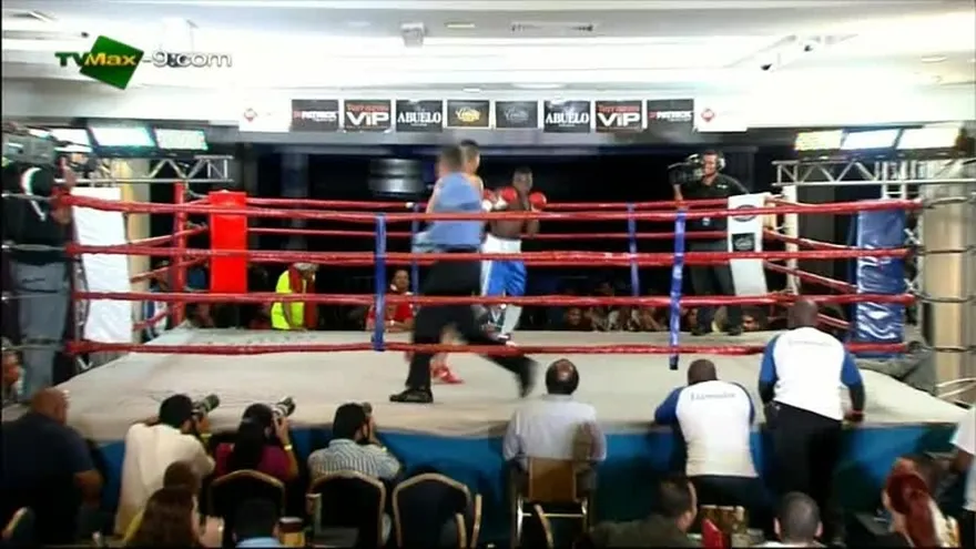 Manuel Largacha derrota por DU a Carlos Mosquera