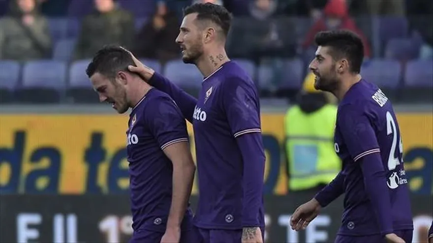Fiorentina anuncia que Pezzella, Cutrone y Vlahovic se han curado