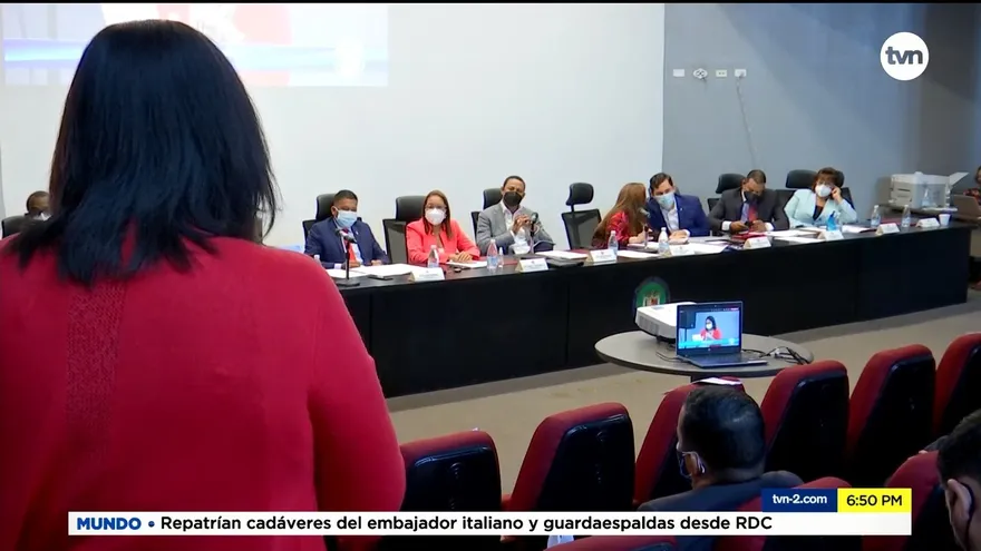 Comisión legislativa aprueba proyecto sobre costos de la educación privada