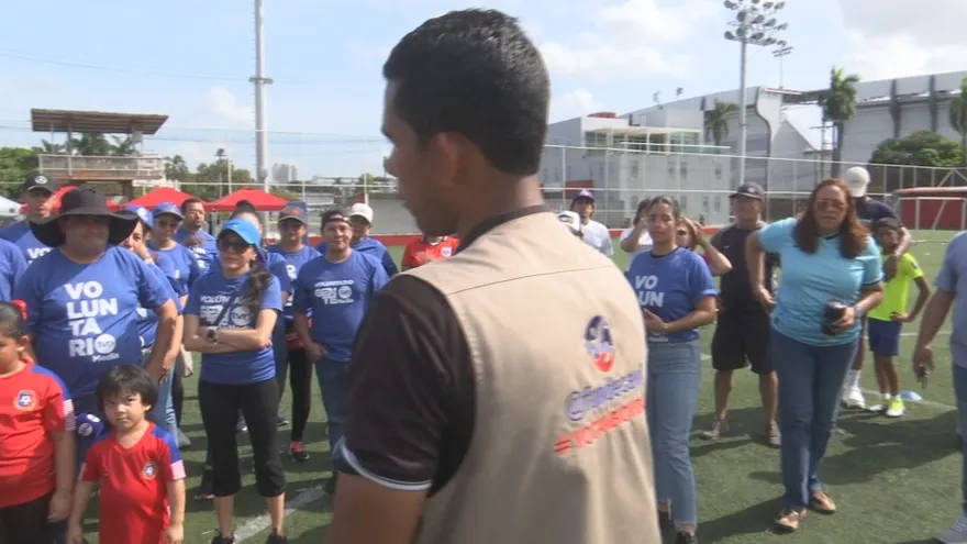 Gente TVN participa en voluntariado con Fundecavi