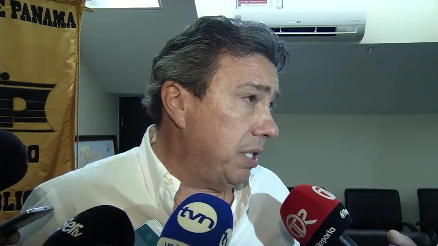 Ministro del MOP se reúne con gremios empresariales