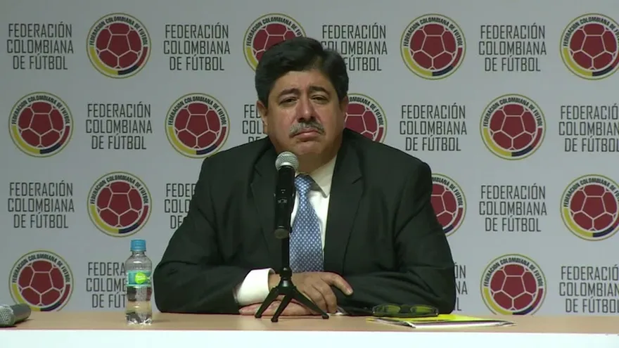 FIFA inhabilita de por vida al ex presidente de la "CONMEBOL"