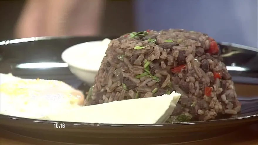 Prepara un delicioso Gallo Pinto en casa