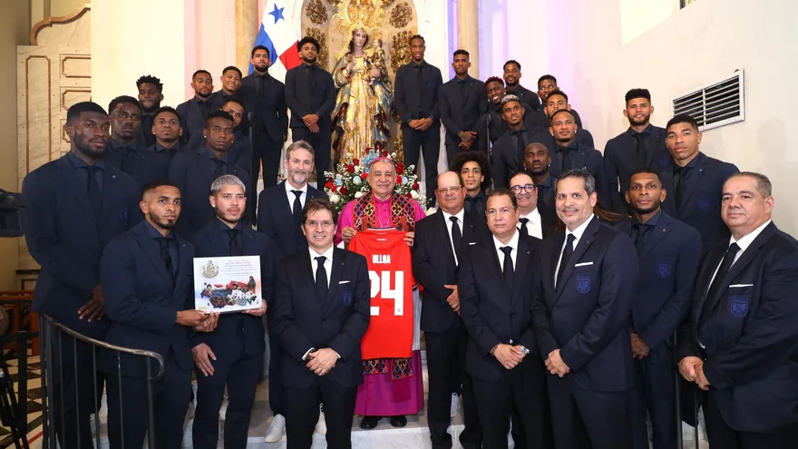 Selección de Panamá en la Catedral Metropolitana
