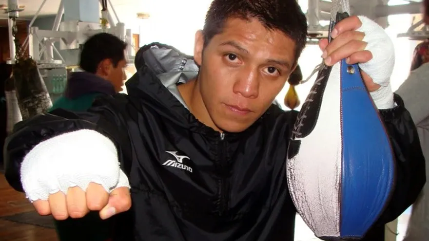 Hernández viaja Chicago en busca del título de Ka