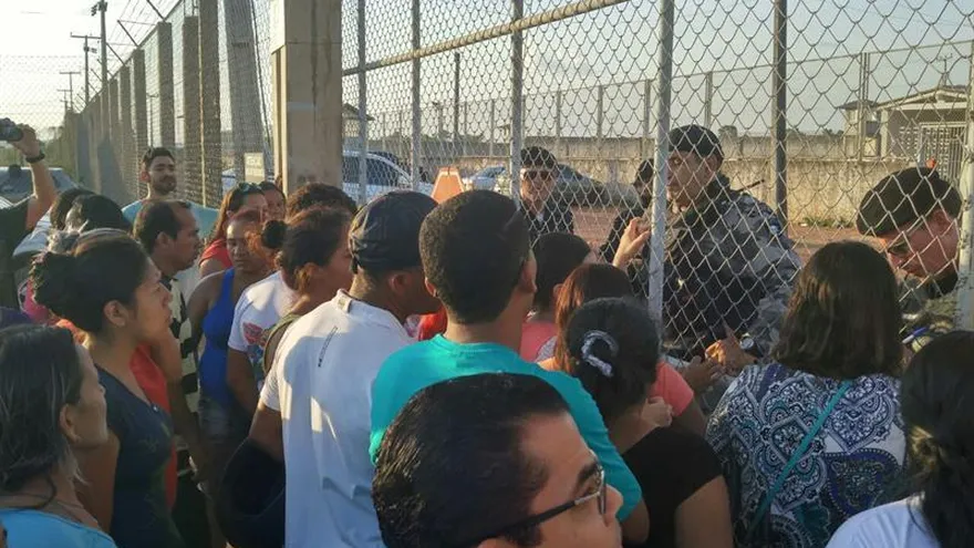 Penitenciaria Agrícola de Monte Cristo, donde el día de ayer ocurrió un motín que dejó al menos 25 presos muertos, durante una pelea entre bandas rivales en esta cárcel de Boa Vista (Brasil). Siete de los fallecidos fueron decapitados y otros seis fueron carbonizados, según informó un responsable de la policía brasileña.