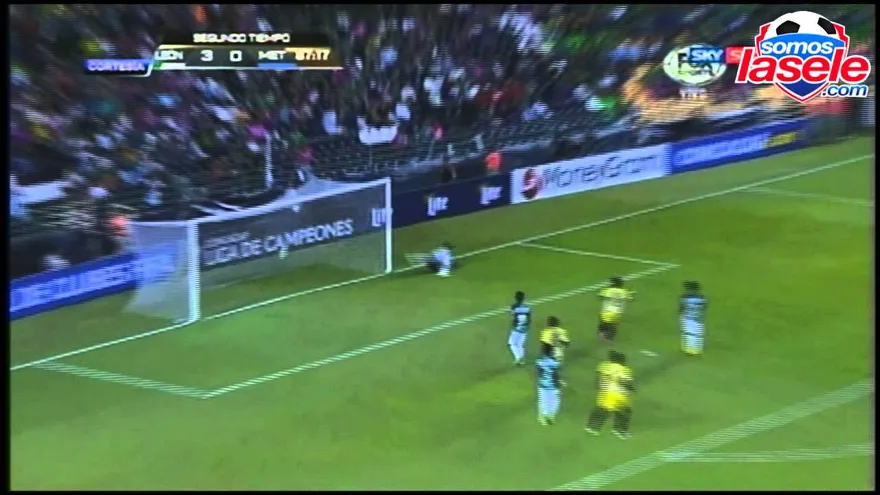 Golazo de 'Yuyu' Muñóz al León de México