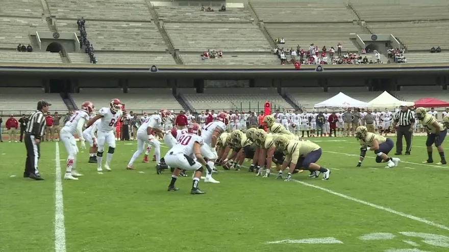 NFL en México ¿Puede el fútbol americano interceptar al 'soccer'?