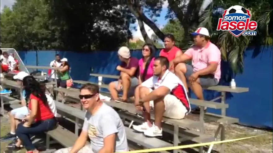Exclusivo, panameños residentes en Florida observan el entreno de la Sele