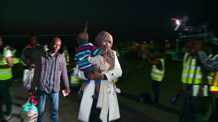 Migrantes nigerianos repatriados luchan por reubicarse