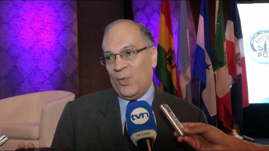 Procurador pide investigar a Rogelio Donadío