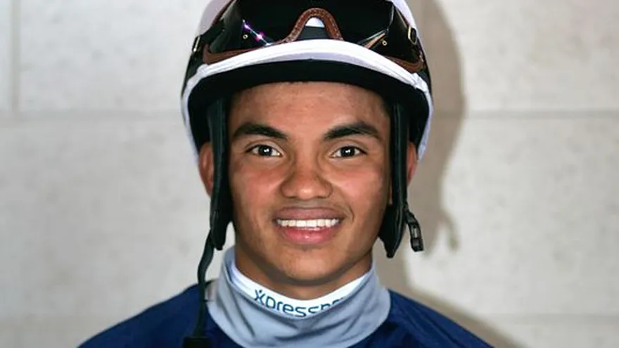 Jinete panameño muere en carrera en Indiana