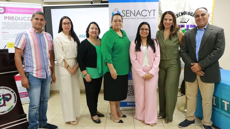 La ingeniera Laury Arenales lidera el proyecto denominado “Predicción de Deserción Universitaria Consciente del Contexto con Microservicios (Preduccm)”.