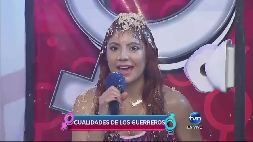 ¡Joseline la que más baldazos se llevó jugando Vamos Al Baño!