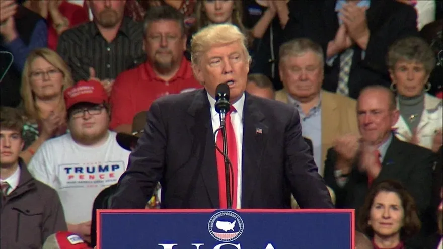 Trump defiende sus designaciones para futuro gabinete