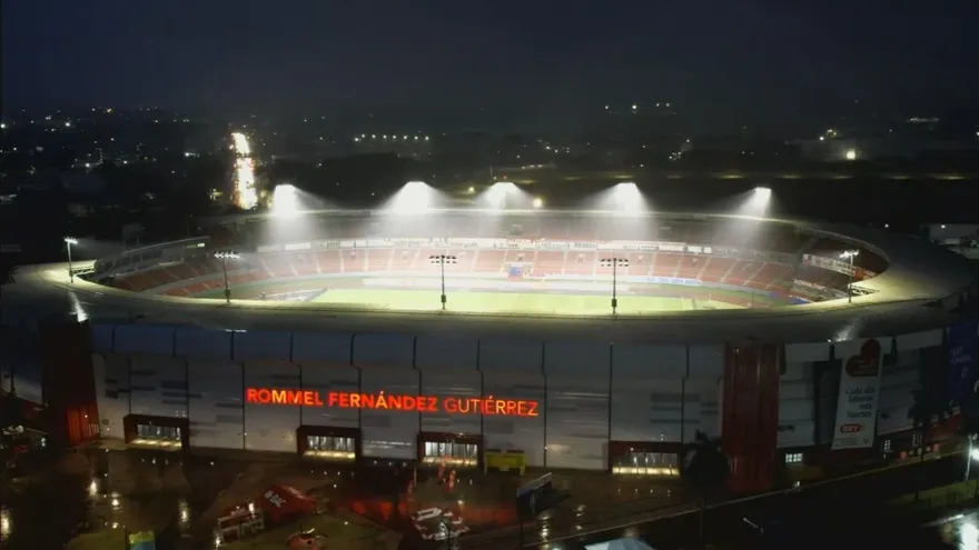 Evento en el Rommel Fernández marca expectativa por campaña comercial en medio del ambiente mundialista