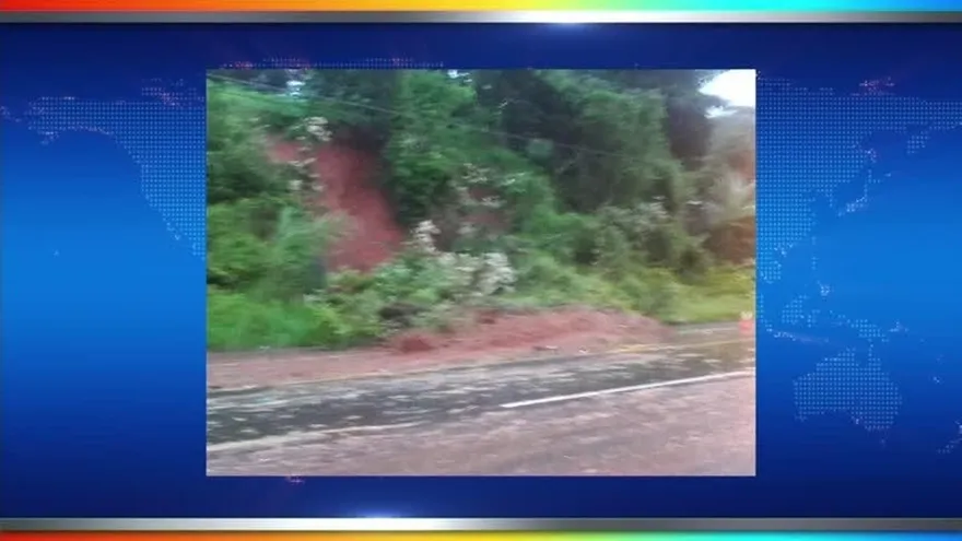 En Colón suspenden clases por lluvias