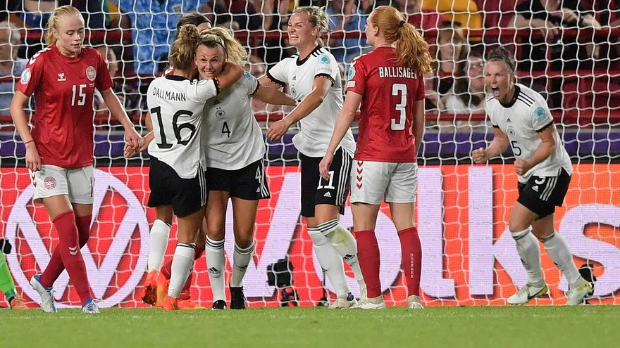 Alemania goleó a Dinamarca en la Eurocopa femenina