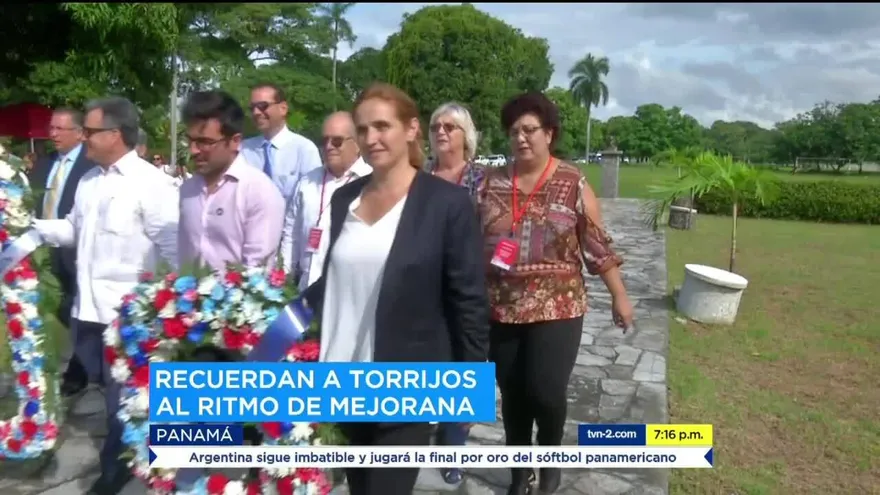 Flores para Omar Torrijos